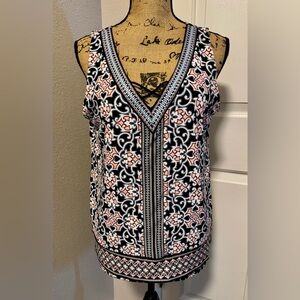 White House Black Market Black and White Floral Blouse, Size Large